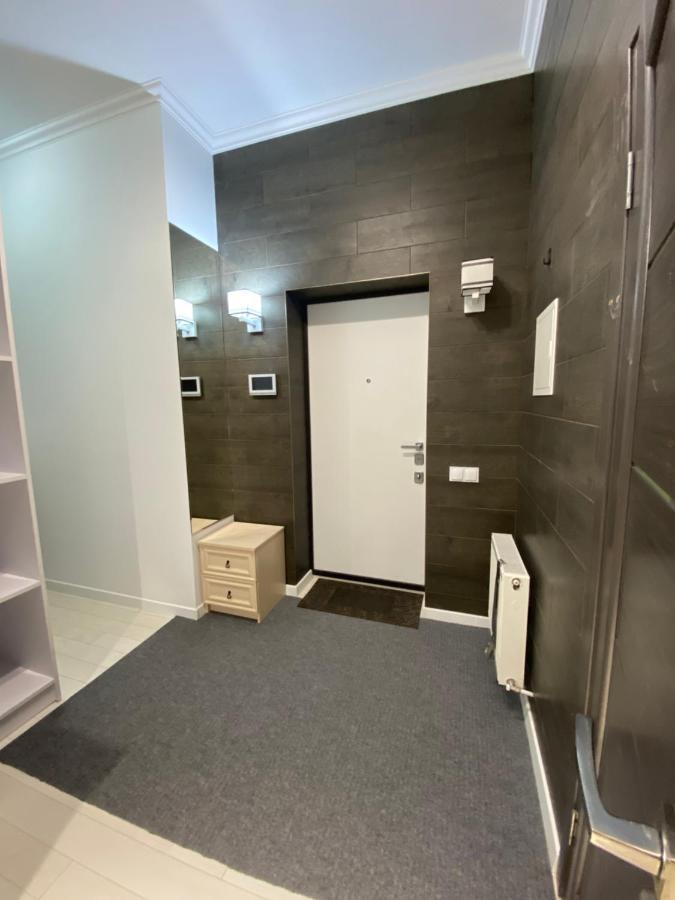 New Double Room Luxury Apartment In The Center 키시나우 외부 사진